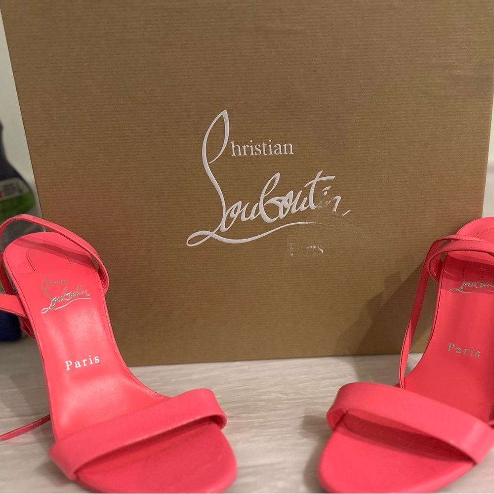 Christian Louboutin Pink Heels Sleek Design- never been worn